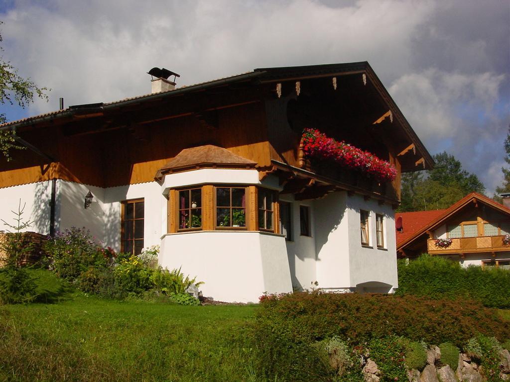 Ferienwohnung Irmgard Steinberg am Rofan エクステリア 写真